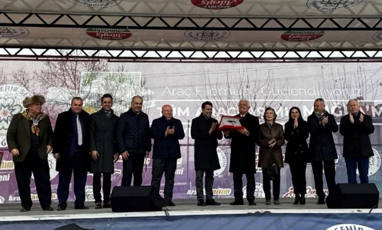 Anadolu Isuzu’dan Muğla Büyükşehir Belediyesi’ne 7 Citiport ve 2 Grand Toro Teslimatı