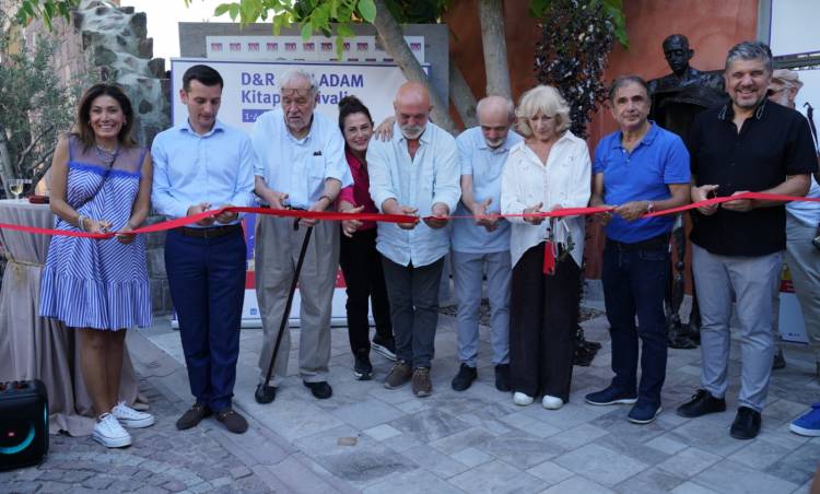 D&R'dan Urla'ya 5 bin kişilik festival çıkarması
