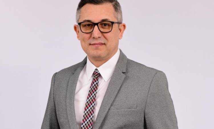 InvestAZ'de Karabulut Dönemi