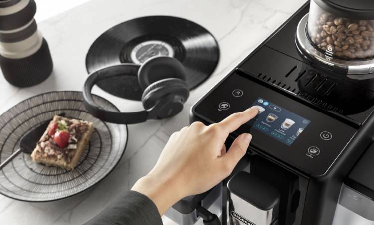 Tasarım ödüllü De’Longhi Rivelia, şimdi Türkiye’de!
